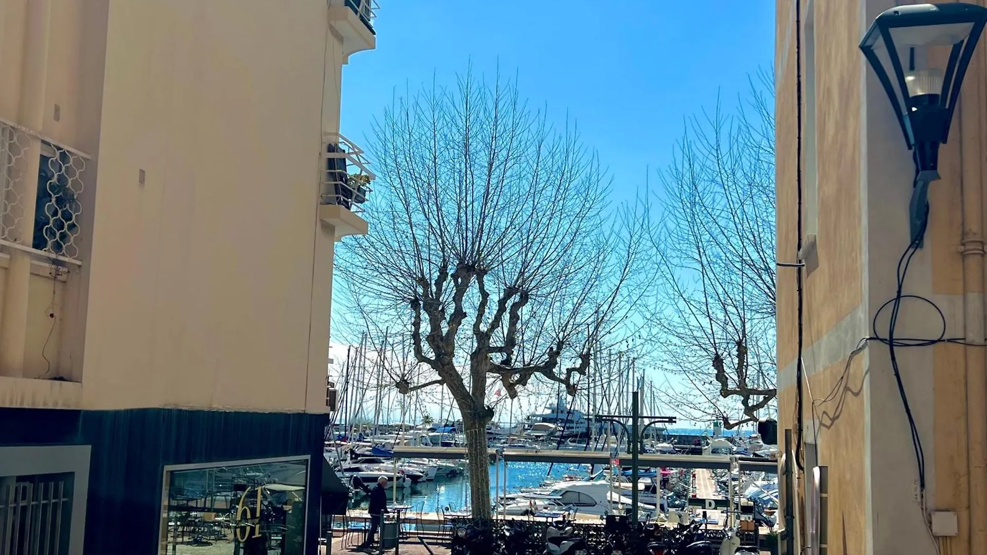 Appartement Golfe-Juan 2 People Facing The Old Port