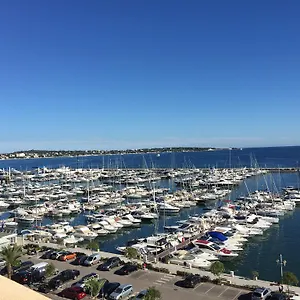Amazing View Port And Garage Appartement